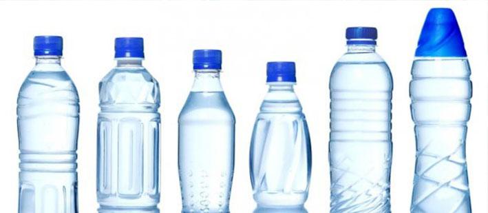 Los problemas que ocasiona en nuestra salud beber agua embotellada en plástico